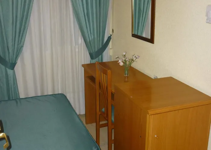 Hotel Tuto 3*