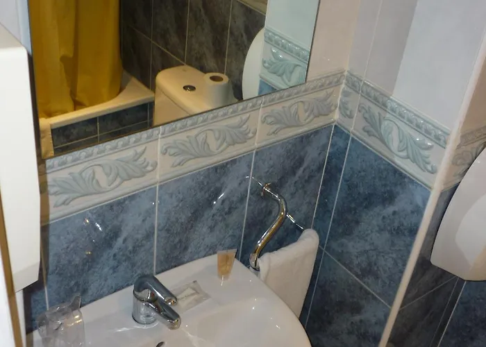 Hotel Tuto 3*