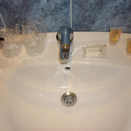 Tuto Hotel 3*