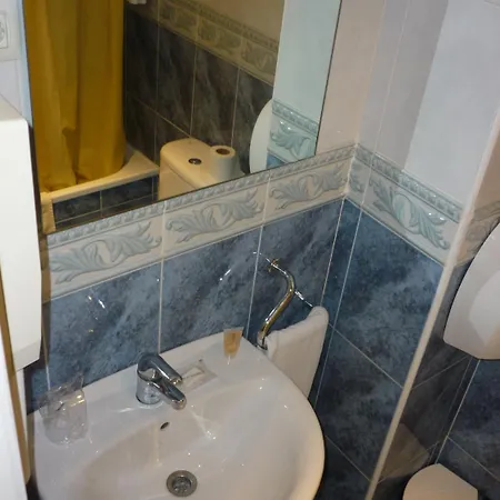 Hotel Tuto 3*
