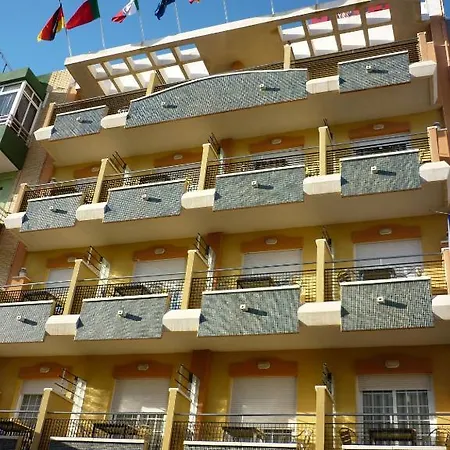 Tuto Hotel 3*
