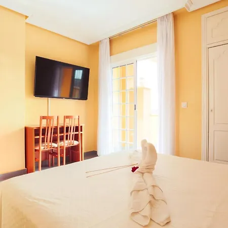 Tuto Hotell 3*