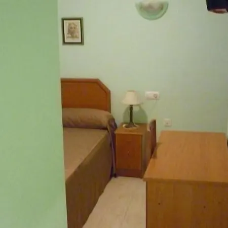 Tuto Hotell